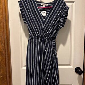 Striped dress Black and White size Small